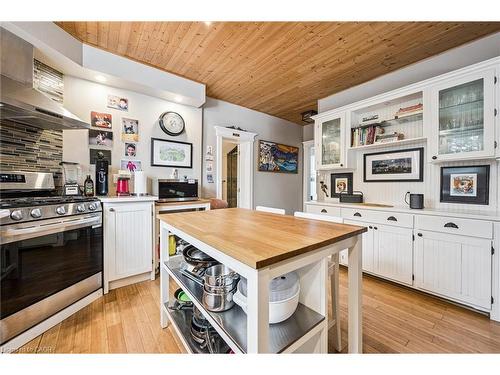 64 Wilhelm Street, Kitchener, ON - Indoor Photo Showing Kitchen
