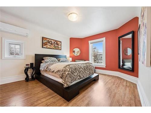 64 Wilhelm Street, Kitchener, ON - Indoor Photo Showing Bedroom