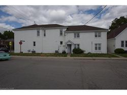 79-71 Cedar Street  Cambridge, ON N1S 1V5