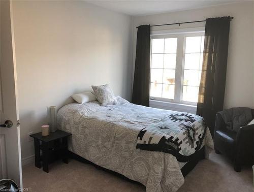 29-470 Linden Drive, Cambridge, ON - Indoor Photo Showing Bedroom