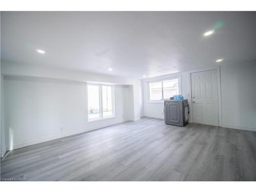 10 Monroe Street, Cambridge, ON - Indoor