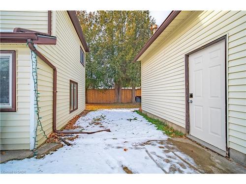 10 Monroe Street, Cambridge, ON - Outdoor With Exterior