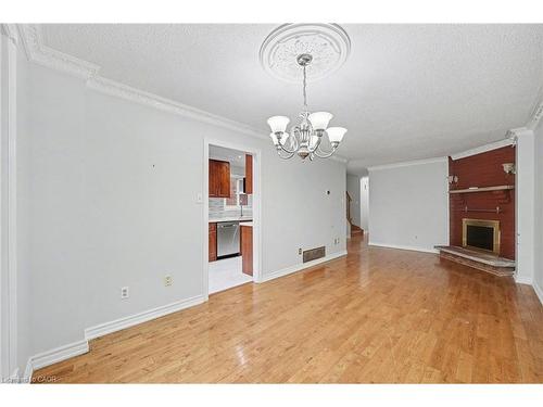 993 Lucerne Crescent, Mississauga, ON - Indoor With Fireplace