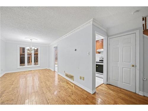 993 Lucerne Crescent, Mississauga, ON - Indoor