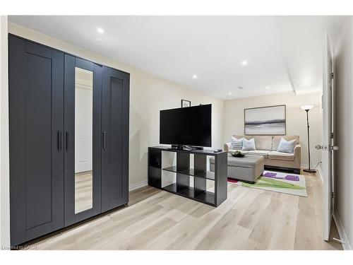 122 Vennio Lane, Hamilton, ON - Indoor