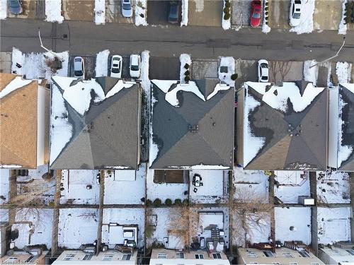 122 Vennio Lane, Hamilton, ON - 