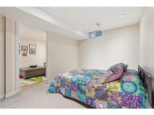 122 Vennio Lane, Hamilton, ON - Indoor Photo Showing Bedroom
