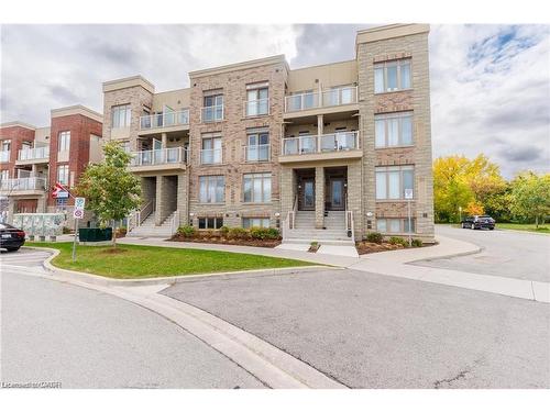 7-5016 Serena Drive, Beamsville, ON - Outdoor With Balcony With Facade