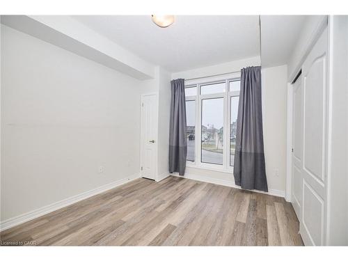 7-5016 Serena Drive, Beamsville, ON - Indoor Photo Showing Other Room