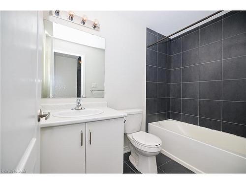 7-5016 Serena Drive, Beamsville, ON - Indoor Photo Showing Bathroom