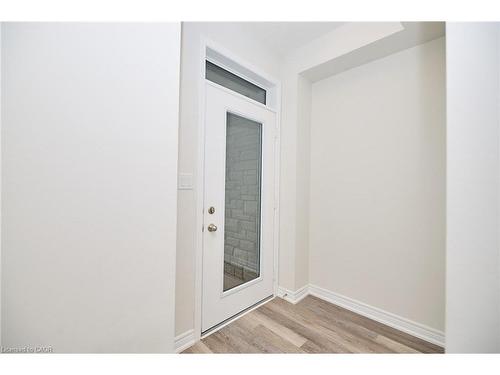 7-5016 Serena Drive, Beamsville, ON - Indoor Photo Showing Other Room