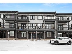 90 Wheat Lane  Kitchener, ON N2R 0R6