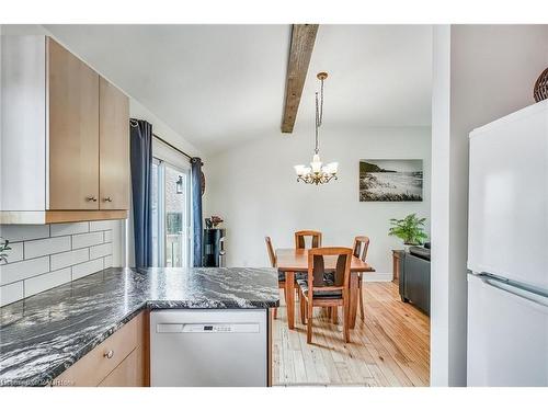 8 Beach Road, Lowbanks, ON - Indoor Photo Showing Other Room