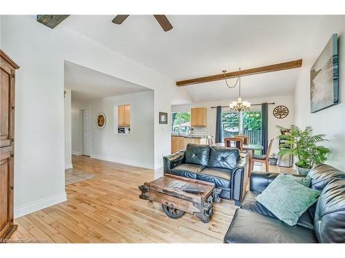 8 Beach Road, Lowbanks, ON - Indoor Photo Showing Living Room