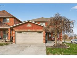 3 Jacqueline Boulevard  Hamilton, ON L9B 2R1