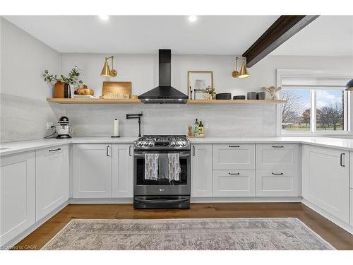 3 Jacqueline Boulevard, Hamilton, ON - Indoor Photo Showing Kitchen