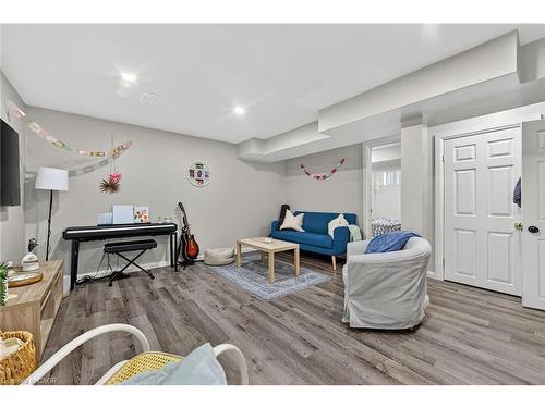 3 Jacqueline Boulevard, Hamilton, ON - Indoor