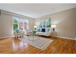 85 Chelsea Crescent  Stoney Creek, ON L8E 5R8