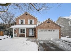 14 Bitzer Court  Cambridge, ON N3C 3R6