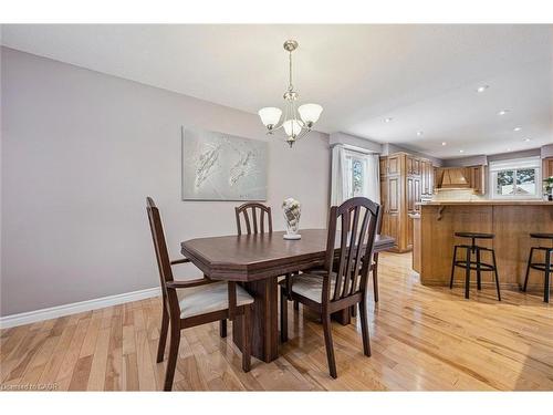 14 Bitzer Court, Cambridge, ON - Indoor Photo Showing Dining Room