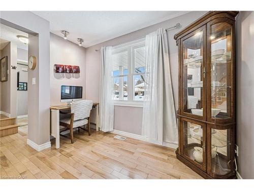 14 Bitzer Court, Cambridge, ON - Indoor Photo Showing Other Room