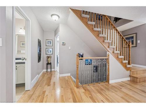 14 Bitzer Court, Cambridge, ON - Indoor Photo Showing Other Room