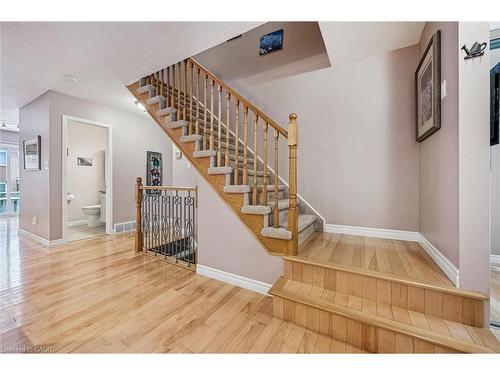 14 Bitzer Court, Cambridge, ON - Indoor Photo Showing Other Room