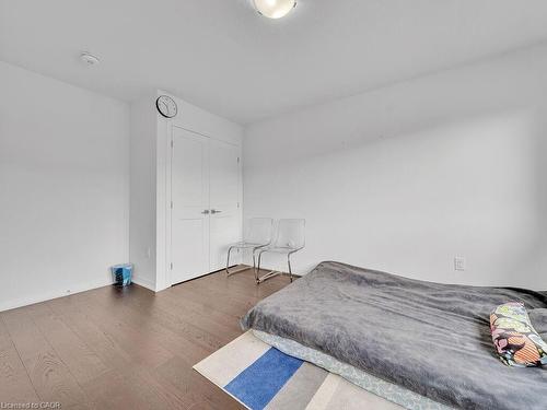 30 Times Square Boulevard, Hamilton, ON - Indoor Photo Showing Bedroom