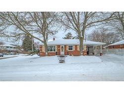 309 Moore Street  Cambridge, ON N3H 3A8