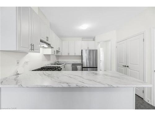 11 Harwood Street, Tillsonburg, ON - Indoor Photo Showing Kitchen With Upgraded Kitchen