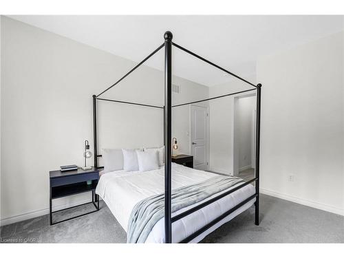 11 Harwood Street, Tillsonburg, ON - Indoor Photo Showing Bedroom