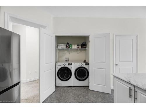 11 Harwood Street, Tillsonburg, ON - Indoor Photo Showing Laundry Room