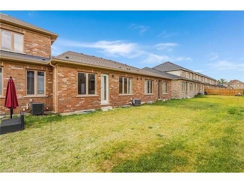 11 Harwood Street, Tillsonburg, ON - Outdoor