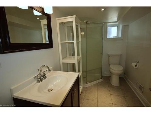 2-2176 Queensway Drive, Burlington, ON - Indoor Photo Showing Bathroom