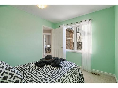 286 Apple Hill Crescent, Kitchener, ON - Indoor Photo Showing Bedroom