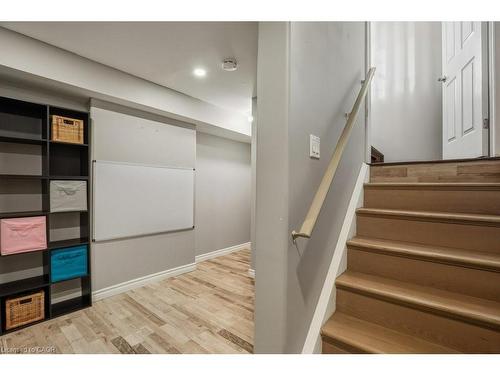 286 Apple Hill Crescent, Kitchener, ON - Indoor Photo Showing Other Room