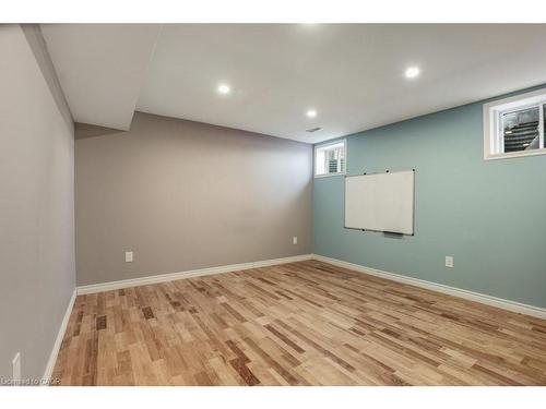 286 Apple Hill Crescent, Kitchener, ON - Indoor