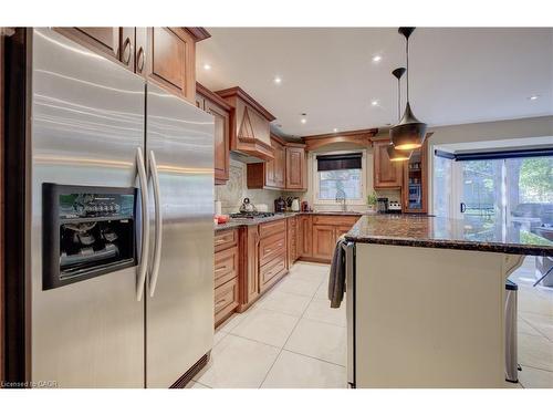 600 Highvalley Road, Ancaster, ON - Indoor Photo Showing Kitchen