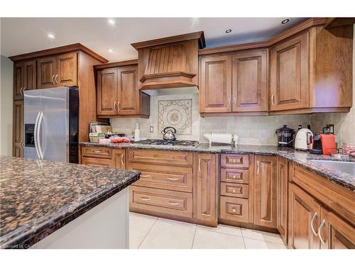 600 Highvalley Road, Ancaster, ON - Indoor Photo Showing Kitchen