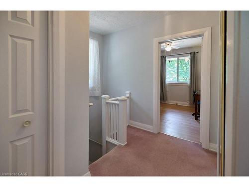 120 Wood Street, Kitchener, ON - Indoor Photo Showing Other Room