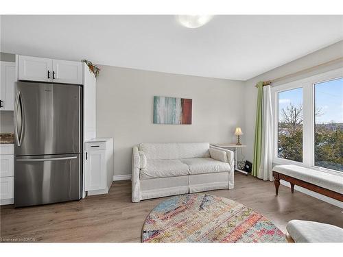 30 Hillside Cres-1294 8Th Concession Road W, Flamborough, ON 