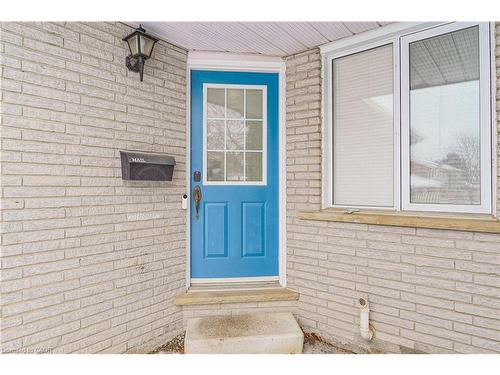 2-455 Kingscourt Drive, Waterloo, ON - Outdoor With Exterior