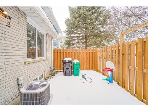 2-455 Kingscourt Drive, Waterloo, ON - Outdoor With Exterior