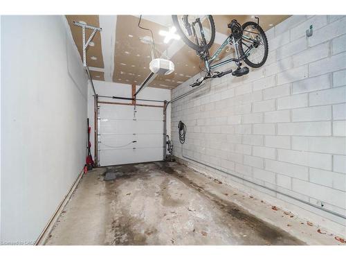 2-455 Kingscourt Drive, Waterloo, ON - Indoor Photo Showing Garage