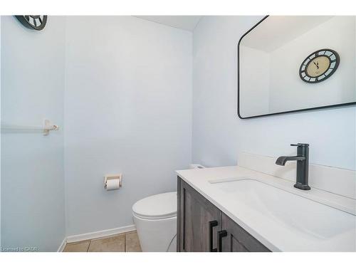 2-455 Kingscourt Drive, Waterloo, ON - Indoor Photo Showing Bathroom