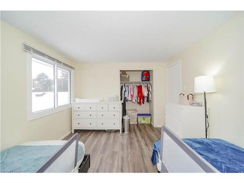 2-455 Kingscourt Drive, Waterloo, ON - Indoor Photo Showing Bedroom