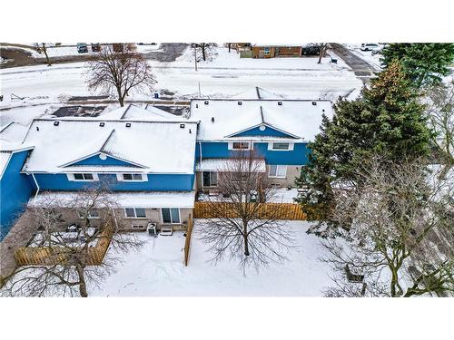 2-455 Kingscourt Drive, Waterloo, ON - Outdoor