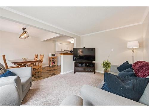 747 Fairway Court, Kitchener, ON - Indoor Photo Showing Bedroom