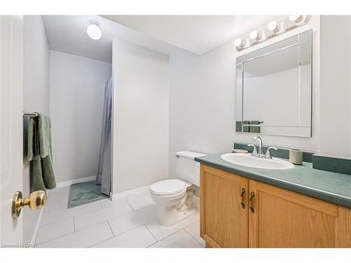 747 Fairway Court, Kitchener, ON - Indoor Photo Showing Laundry Room