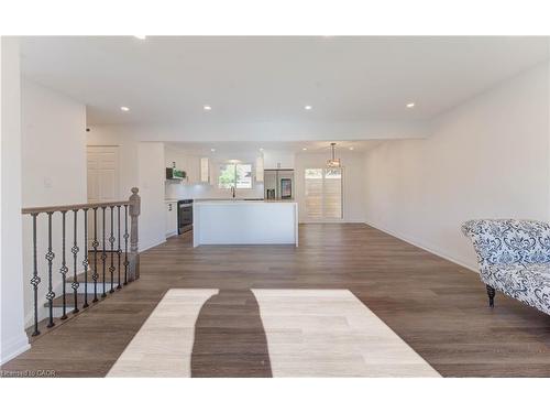 90 Culpepper Drive, Waterloo, ON - Indoor Photo Showing Other Room